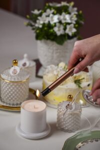 Lumânări parfumate  - cum să decorezi masa de paște, mese festive