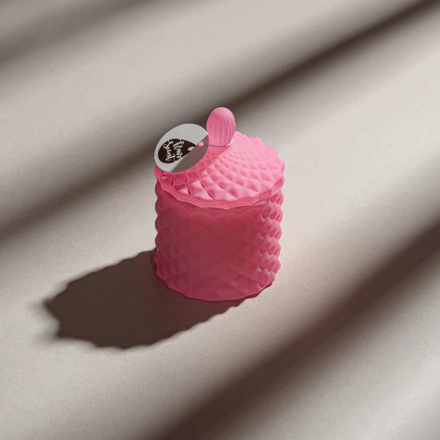 Lumânare parfumată din ceară de soia handmade în bombonieră