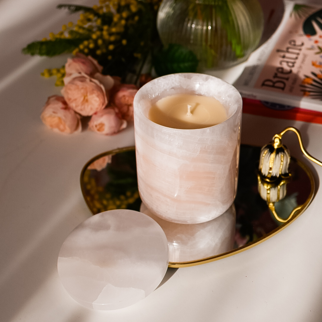 Lumânare parfumată în vas din piatră semiprețioasă Onyx - imagine 4