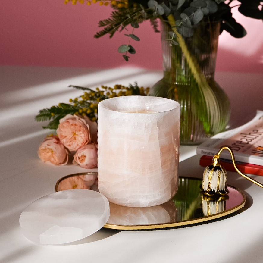 Lumânare parfumată în vas din piatră semiprețioasă Onyx - imagine 6