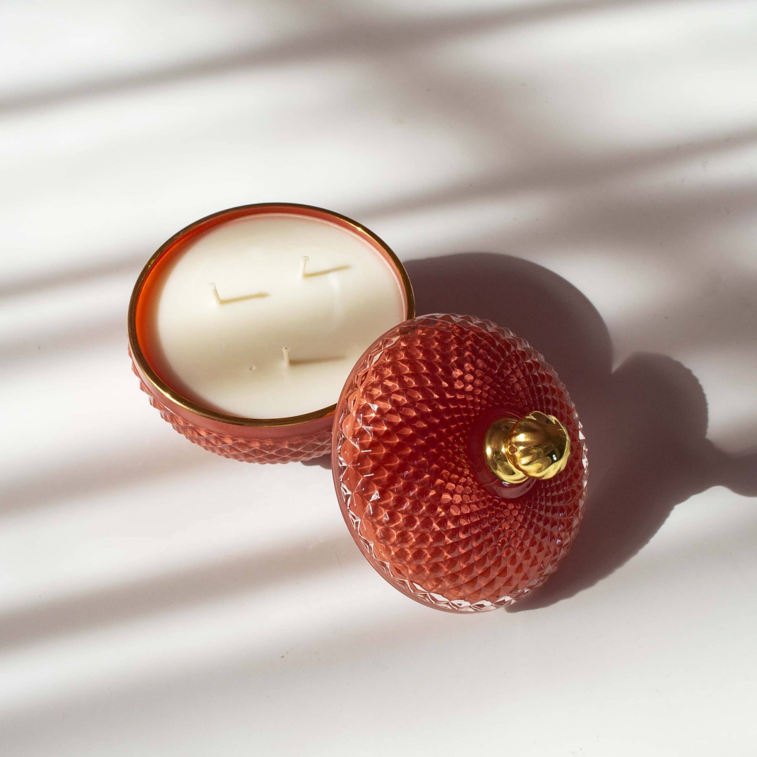 Lumânare parfumată cu Portocale și cuișoare în Bombonieră Elegance portocaliu royal - imagine 4