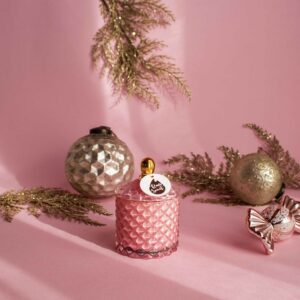 Lumânare parfumată în bombonieră baby Boem roz royal