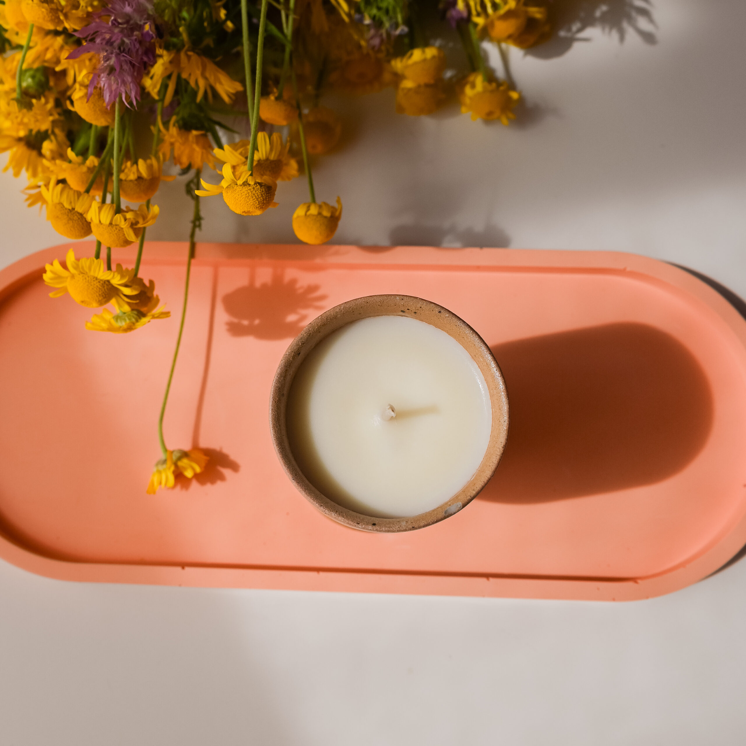 Lumânare parfumată cu Napolitană cu alune în cupă ceramică - imagine 5