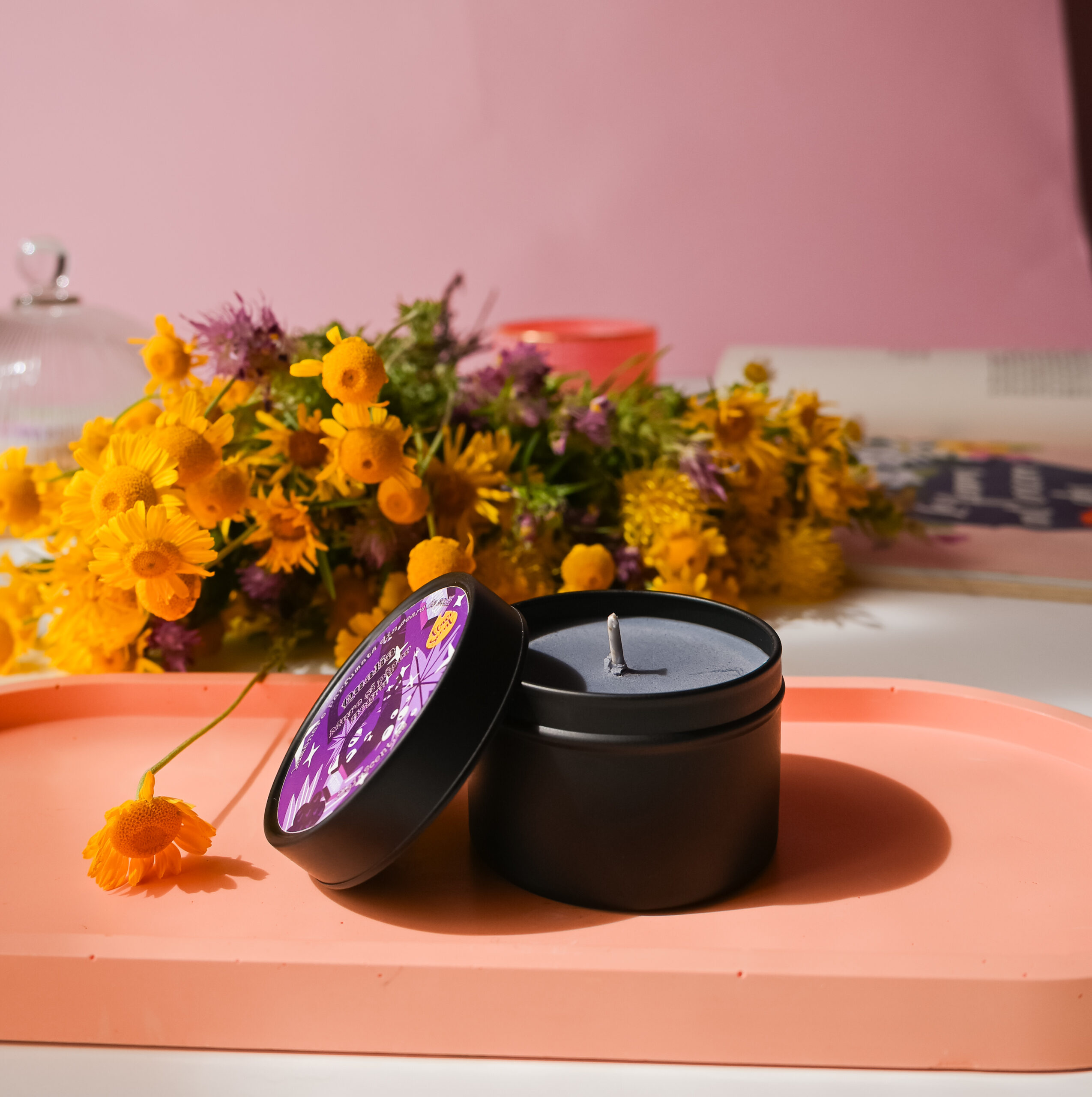 Lumânare parfumată din Colecția cutie de călătorie rezistentă neagră 100g - imagine 2