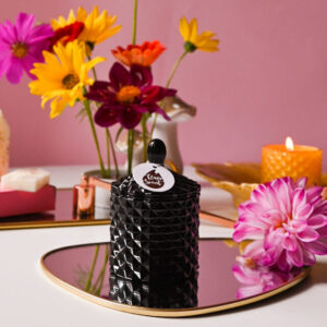 Lumânare parfumată în bombonieră baby Boem negru lucios