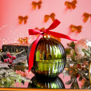 Lumânare parfumată "Marele Glob Verde" cu arome de colecție