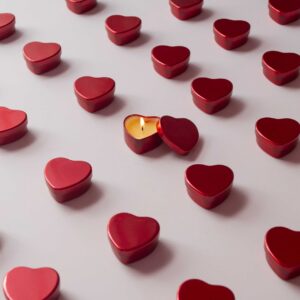 50 de lumânări parfumate în inimioară metalică