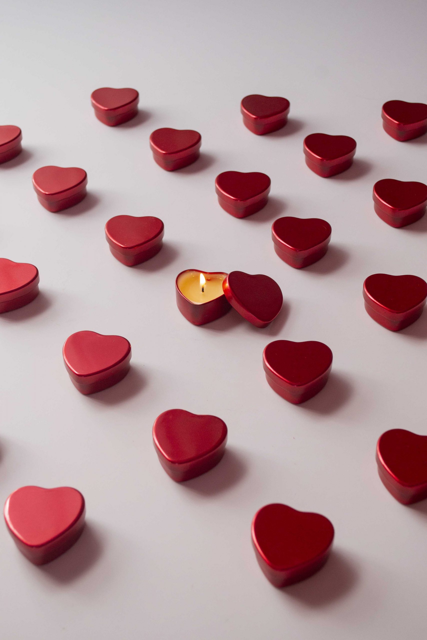 50 de lumânări parfumate în inimioară metalică