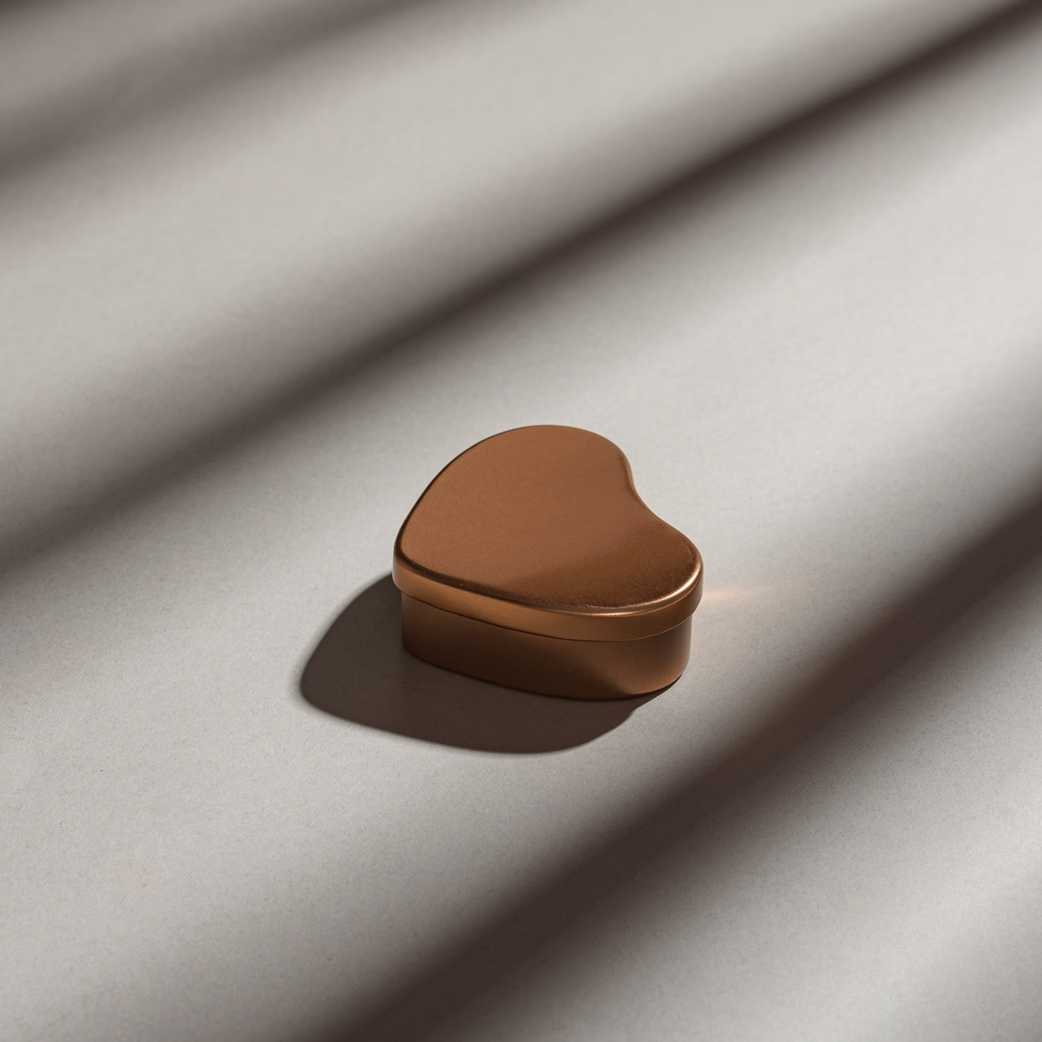 Lumânare parfumată cu aromă de iarnă în Inimioară de călătorie cupru - imagine 2