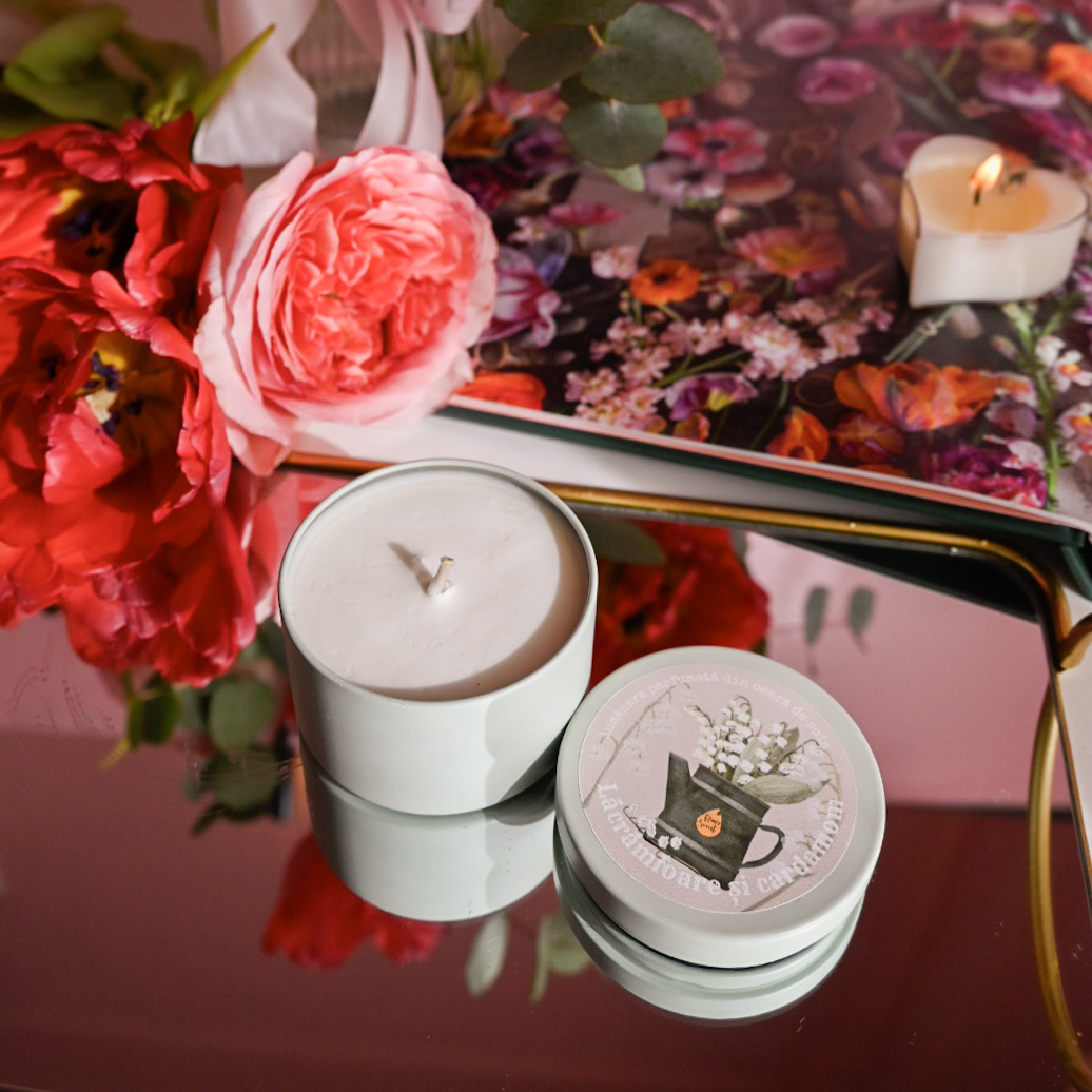 Lumânare parfumată din Colecția cutie de călătorie rezistentă verde pastel 100g - imagine 2